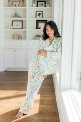 Long-Sleeved Women's Pajama Set in Honeydukes