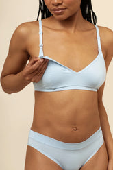 Women's Nursing Bra in Breeze