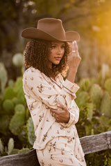 Long-Sleeved Women's Pajama Set in Classic Cowboy