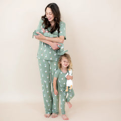 Short Sleeve with Pants Pajamas in Silly Goose