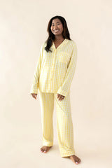 Long-Sleeved Women's Pajama Set in Gingham Chamomile