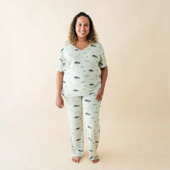 Women's Relaxed Fit V-Neck in Fishing