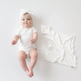 Kite Lovey in Cloud