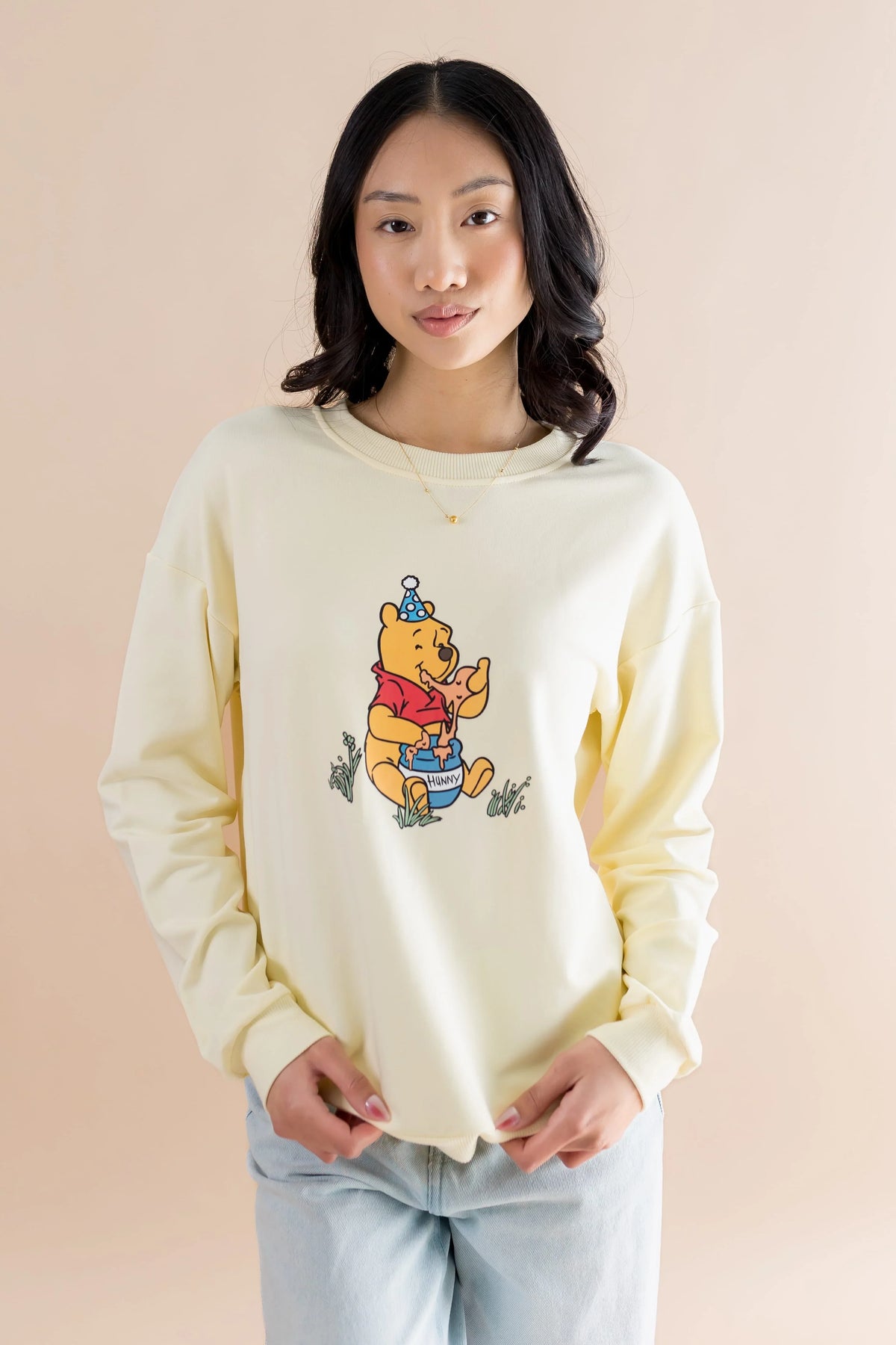 Women's Sweatshirt in Winnie the Pooh on Chamomile