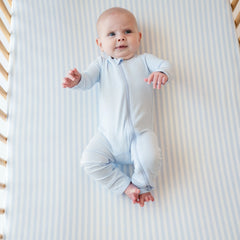 Crib Sheet in Small Mist Stripe