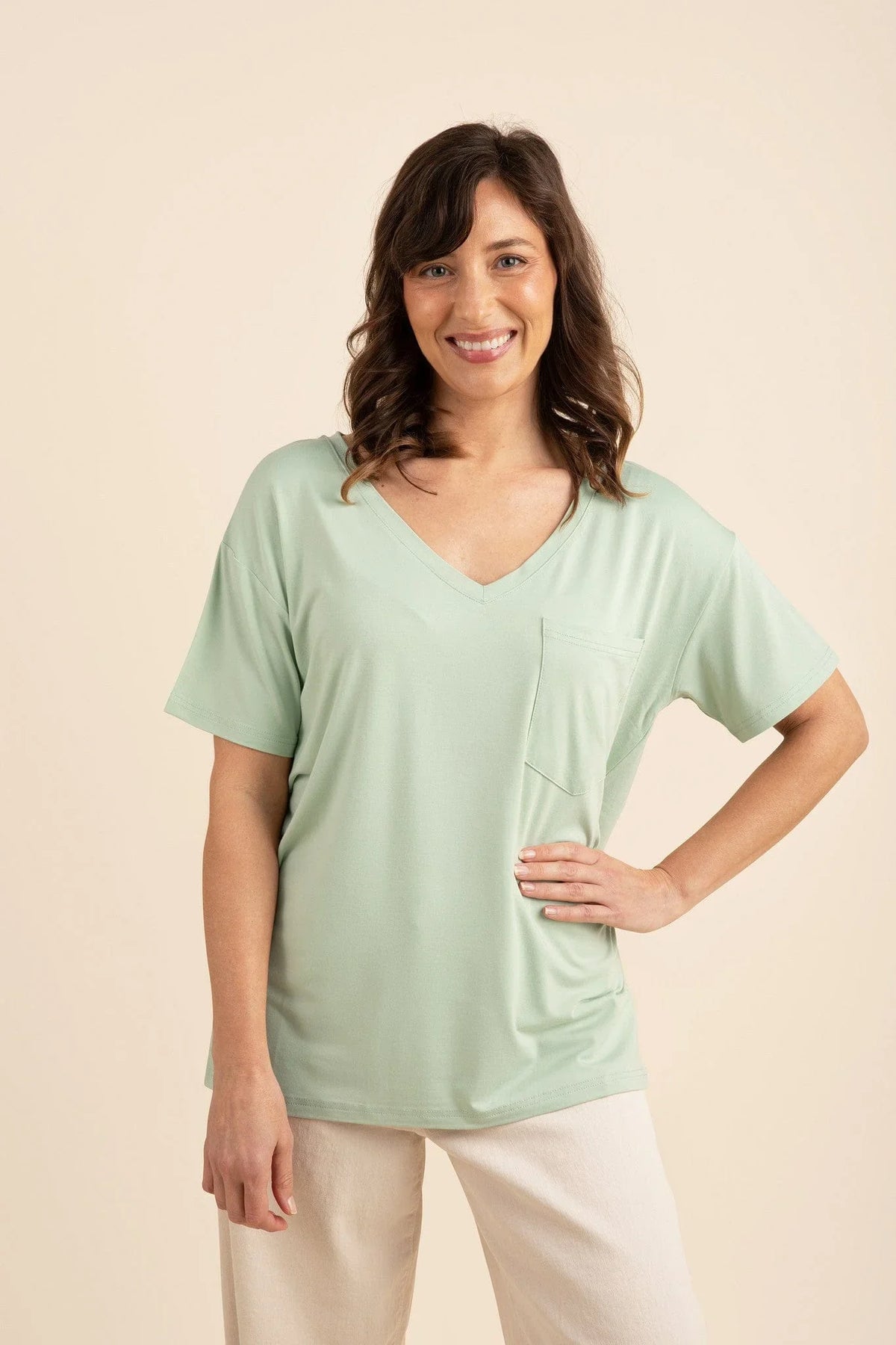 Women's Relaxed Fit V-Neck in Basil