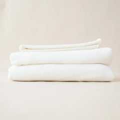 Fitted Sheet with Pillowcases in Cloud