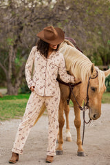 Long-Sleeved Women's Pajama Set in Classic Cowboy