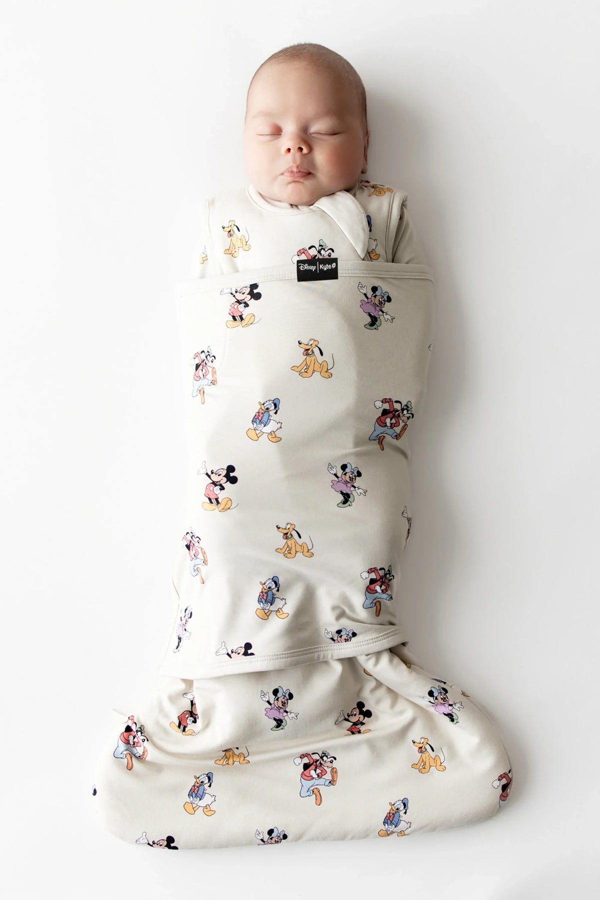 Sleep Bag Swaddler in Mickey Mouse and Friends 1.0