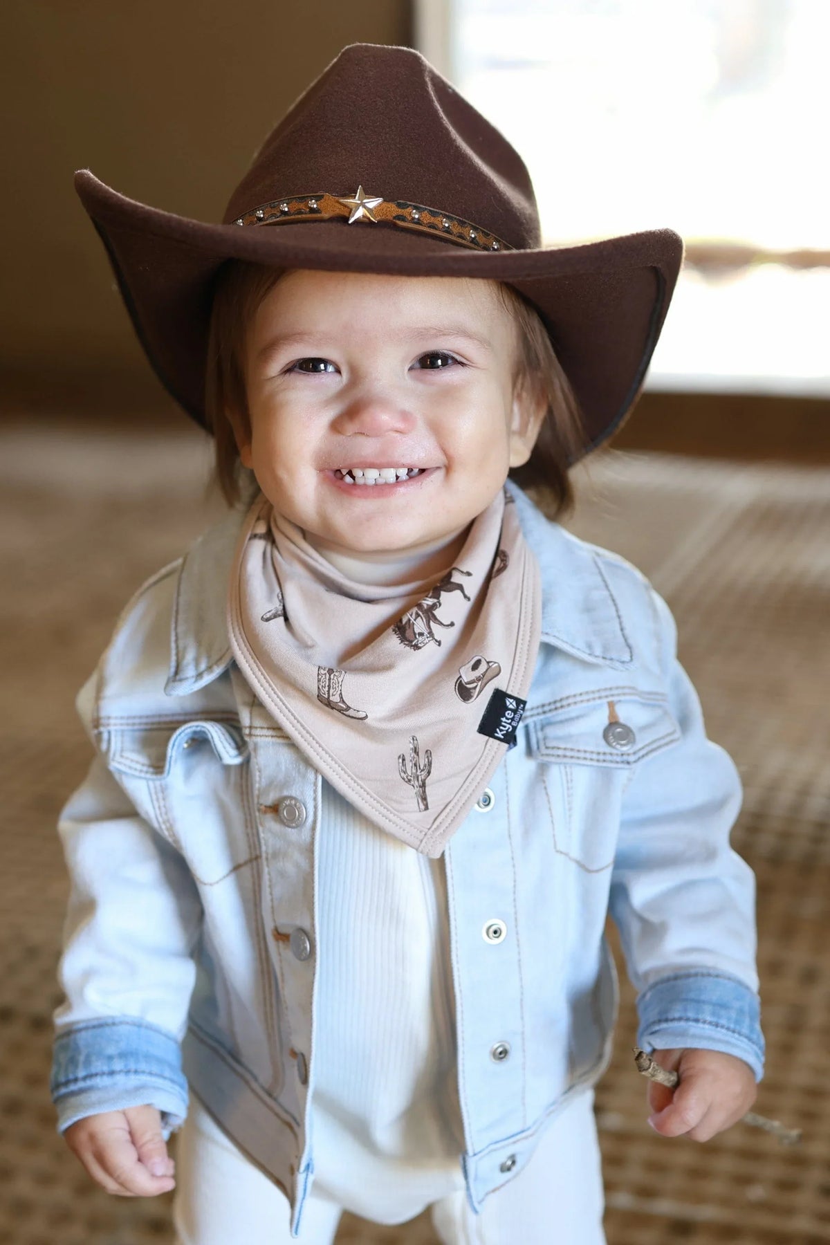 Bib in Classic Cowboy