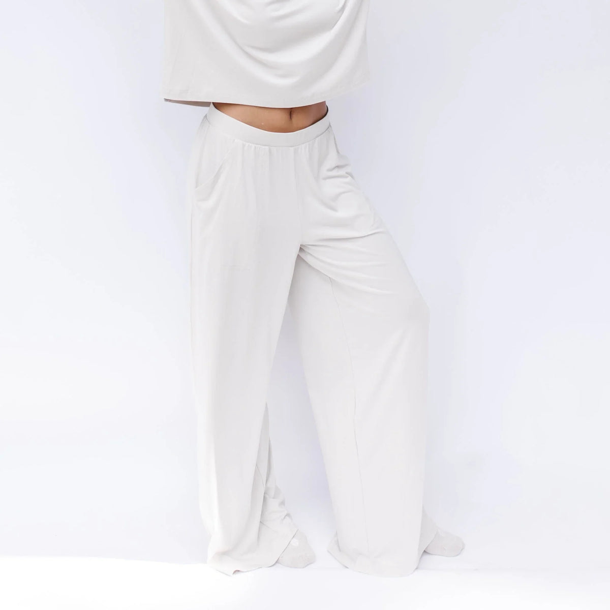 Women's Wide Leg Pant in Oat