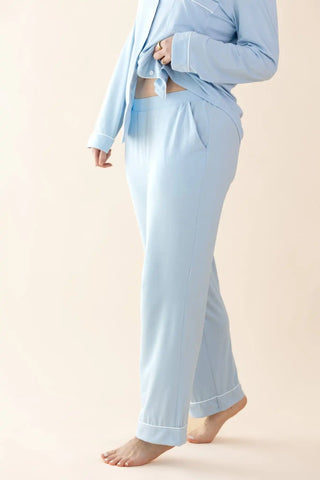 Long-Sleeved Women's Pajama Set in Breeze