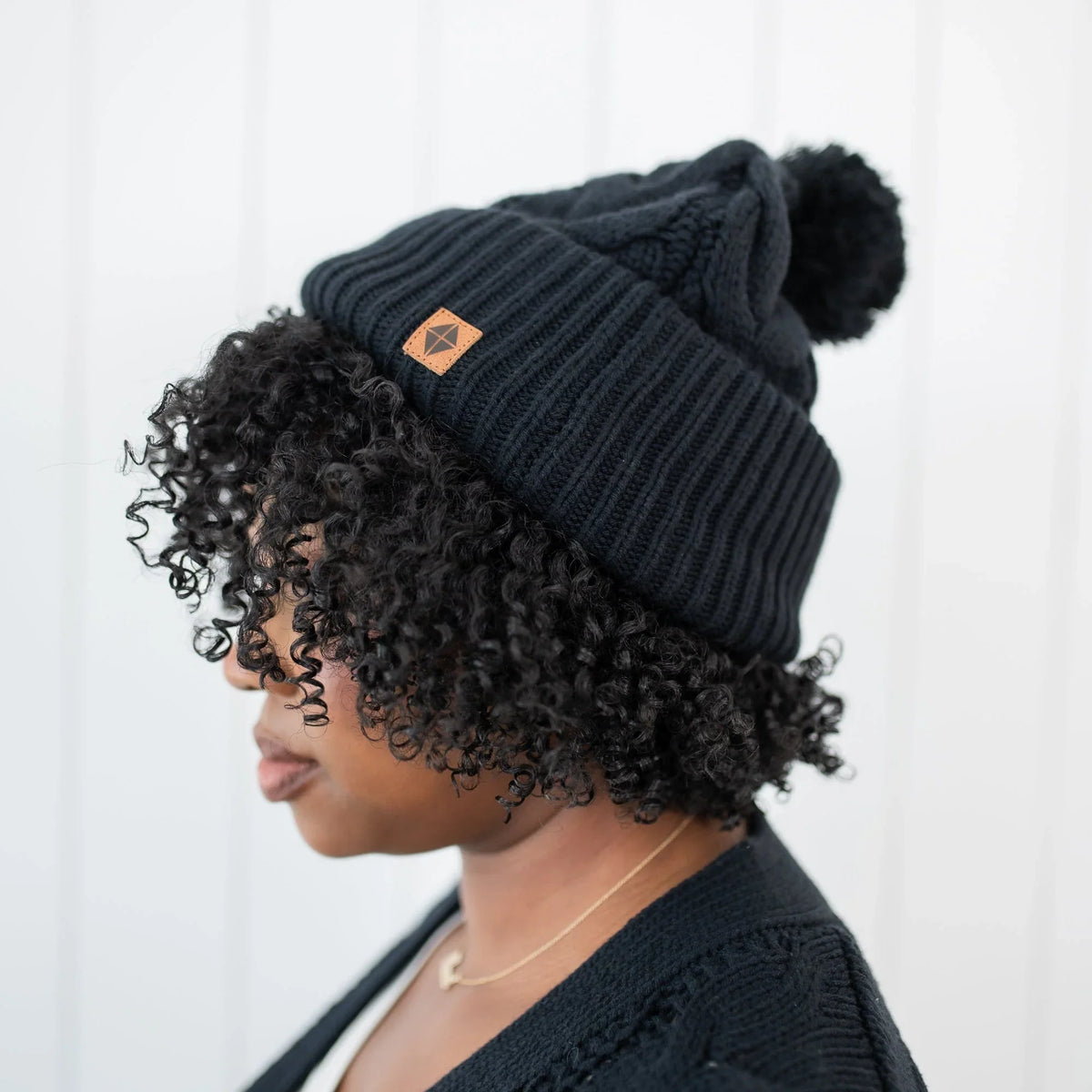 Cable Knit Adult Pom Beanie in Midnight