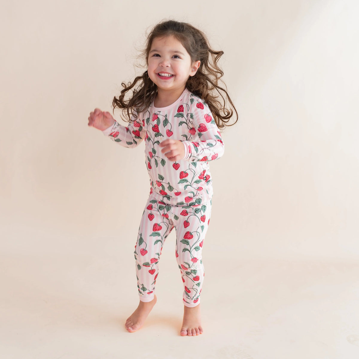 Long Sleeve Pajamas in Strawberry Fields