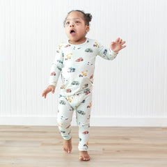 Long Sleeve Pajamas in City Vehicles