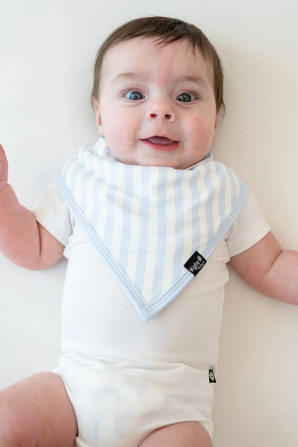 Bib in Small Mist Stripe